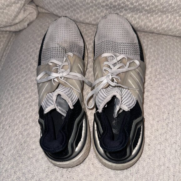 Adidas Men's UltraBoost Shoes - Mesh Upper - White Grey and Black - Size 11 - Picture 6 of 9